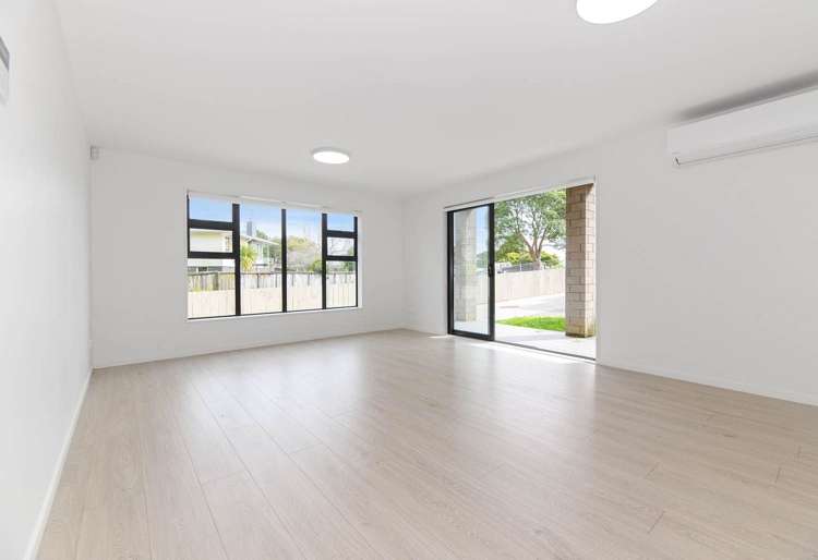 1/65A Terry Street Blockhouse Bay_12