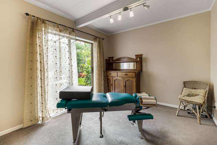 2157 East Coast Road Stillwater_18