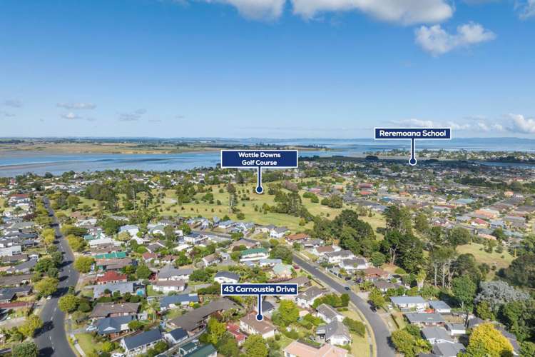 2/43 Carnoustie Drive Wattle Downs_13