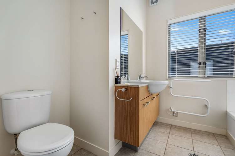 22/101 Harbour Drive Matarangi_13