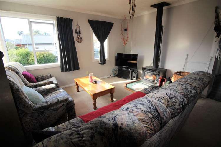 63 Hampden Street Picton_13