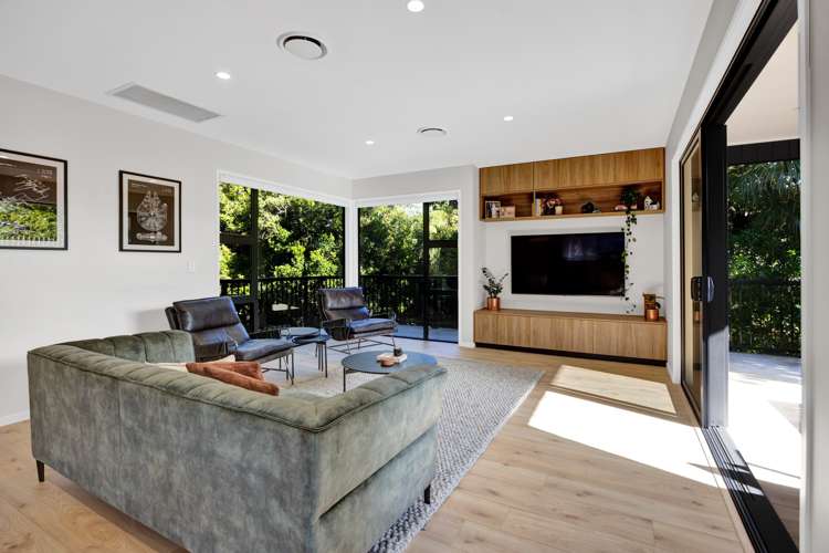 7 Mackillop Way Brooklands_10