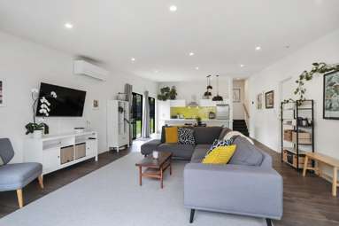 26 Arataki Views Way_3