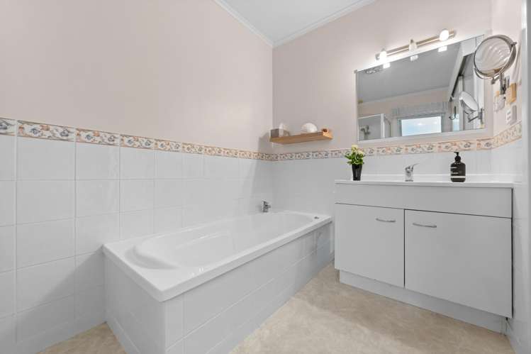 11 Udys Road Pakuranga Heights_29