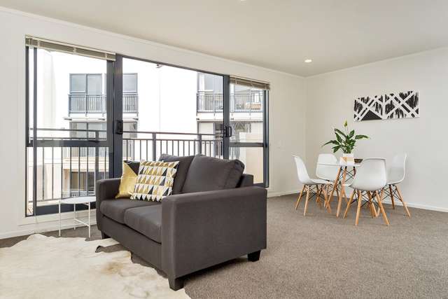 24/22 Normanby Road Mount Eden_2