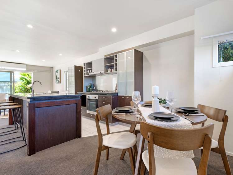 57/21 Hunters Park Dr Three Kings_9