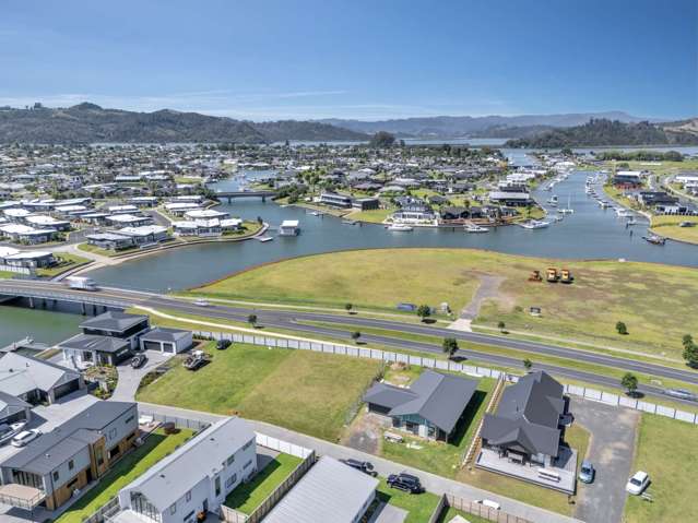 8 Norma Way Whitianga_2