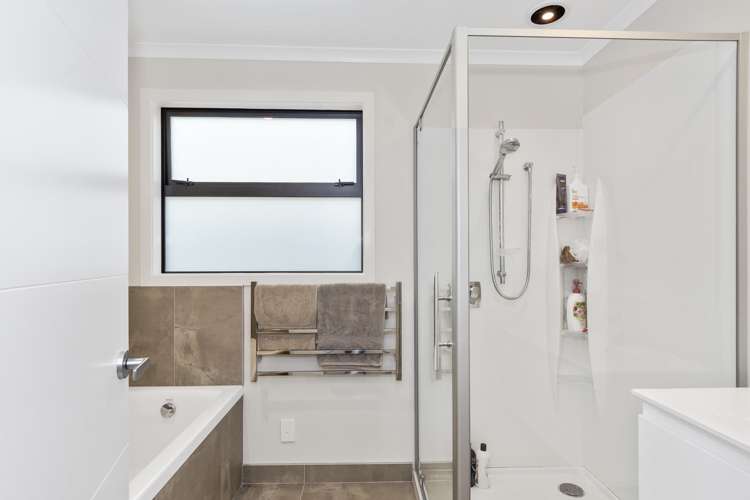 15 Parkside Mews Papamoa_12