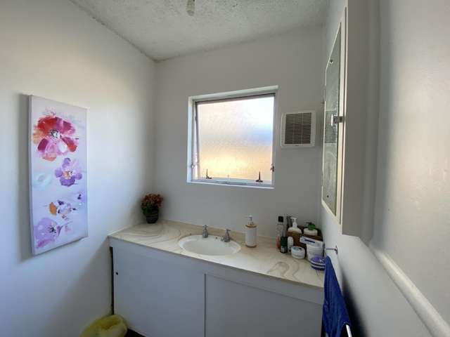 1/51 Albert Street Hamilton East_4