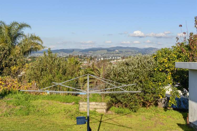 12 Brookfield Terrace Brookfield_16