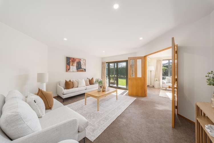 2 Springvale Gardens Harewood_6