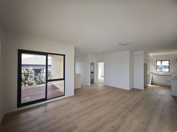 2/52 Channel View Rd Mairangi Bay_4