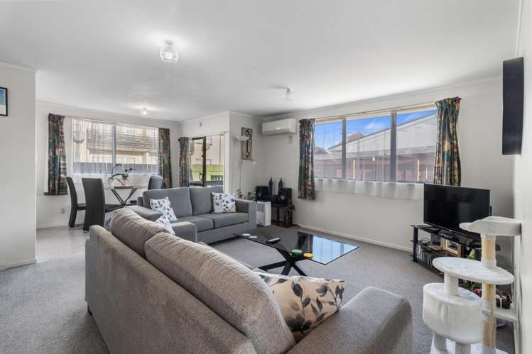 3/22 Charlemont Street Whitiora_8