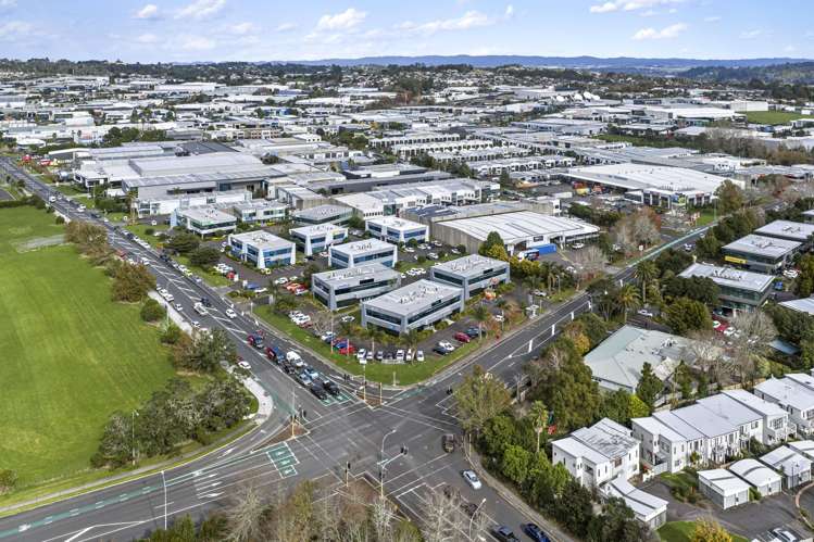 1/100 Bush Road Albany_15