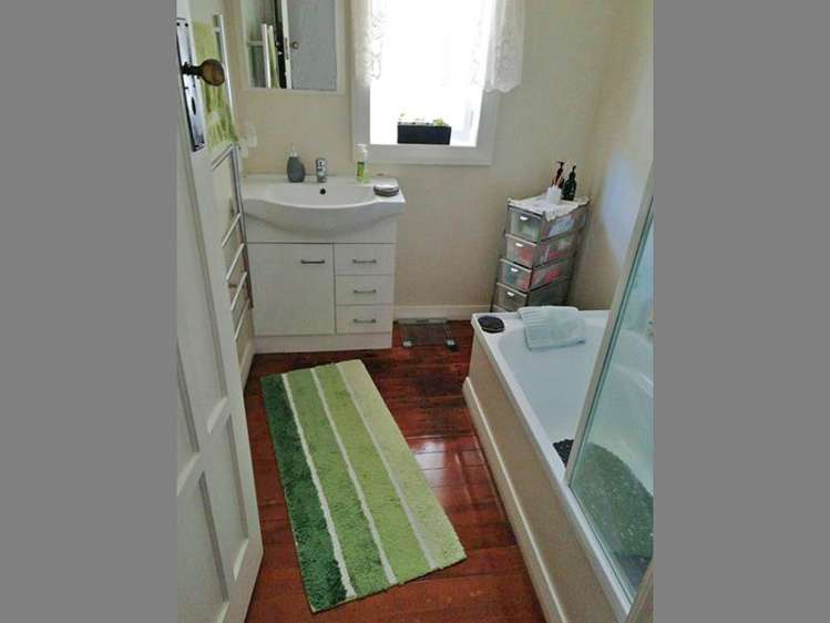 15 Hollywood Avenue Titirangi_6