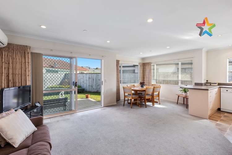14 Woodland Grove Wainuiomata_1