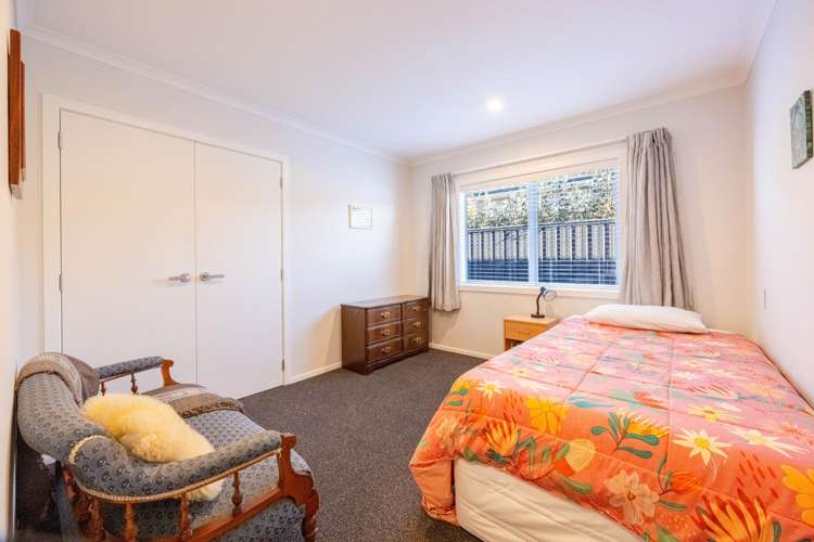 910 Oliphant Road Raureka_9