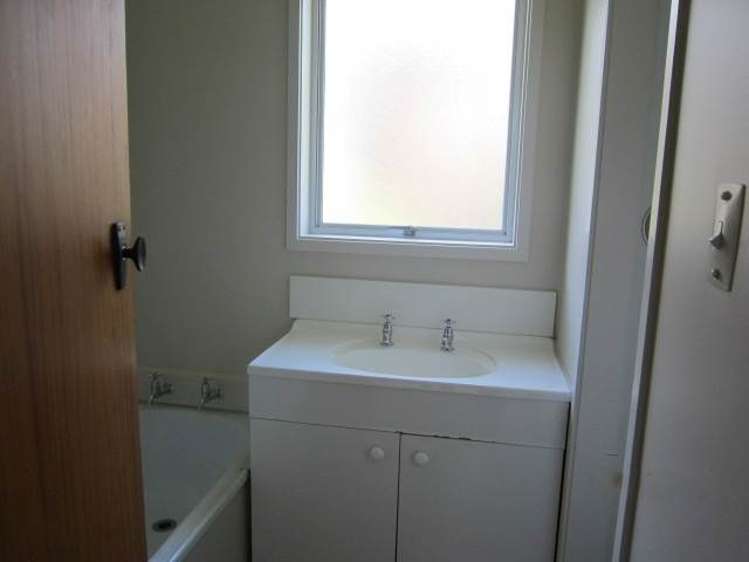 3/14 Northumberland Avenue Takapuna_5