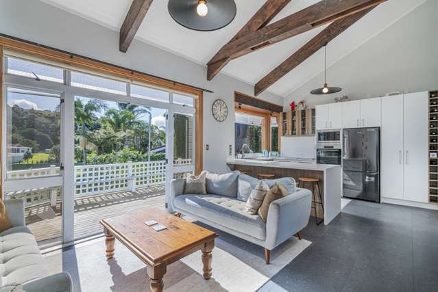 289 Main Road Tairua_4