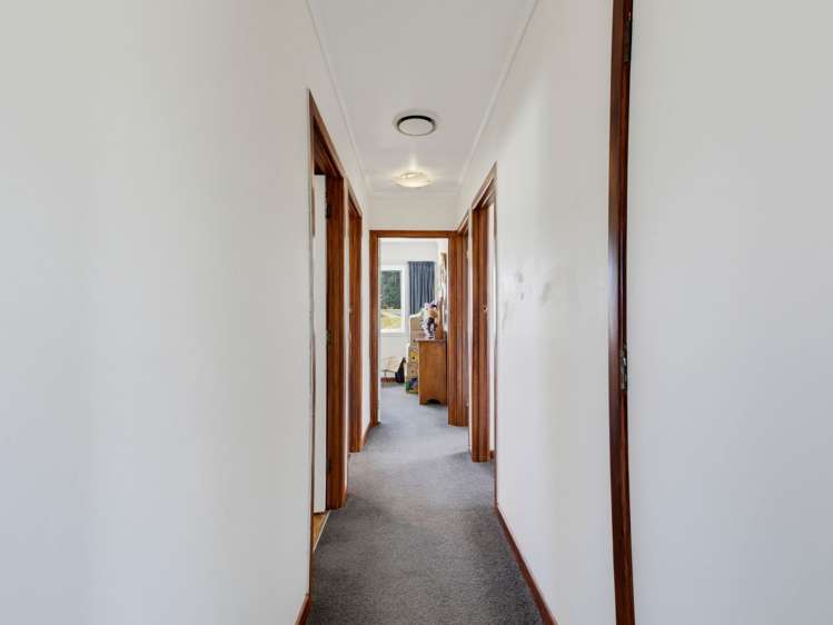 18 Adams Place Te Kamo_21