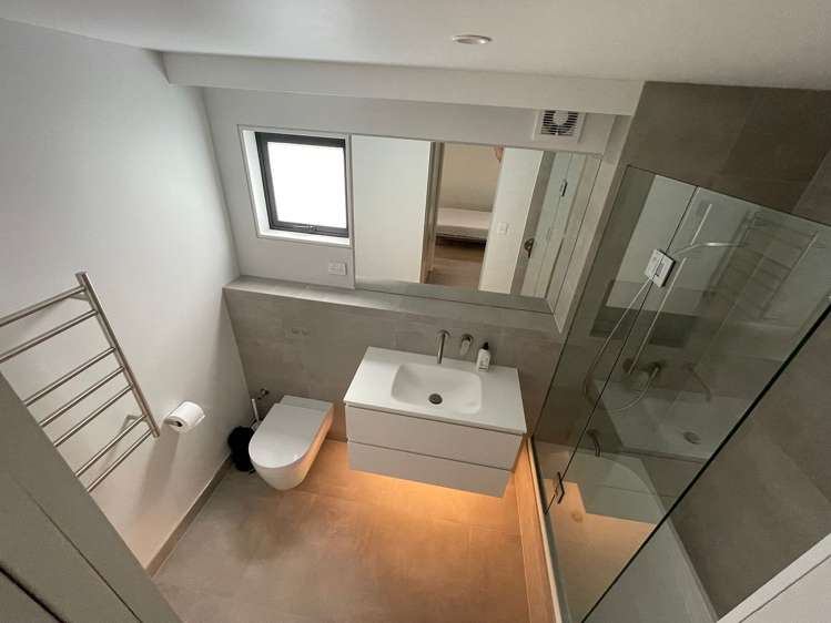 91 Lake Road Belmont_6