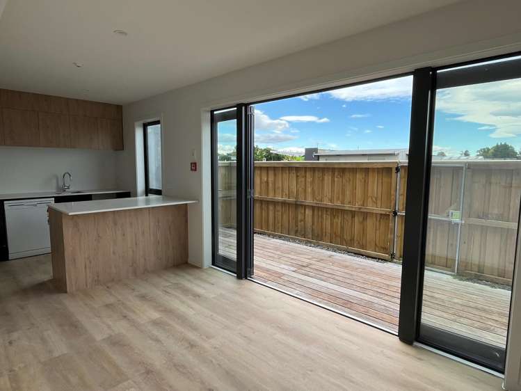 10/1 Lake Bryndwr Lane Burnside_5