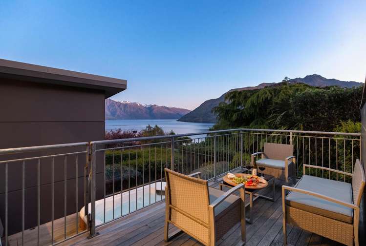 6 Whitbourn Place Queenstown_31