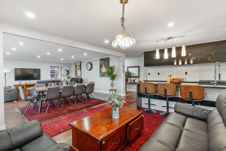 7 Exotic Place Massey_11