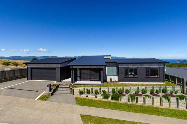 96 Cedarwood Street Woodridge_23