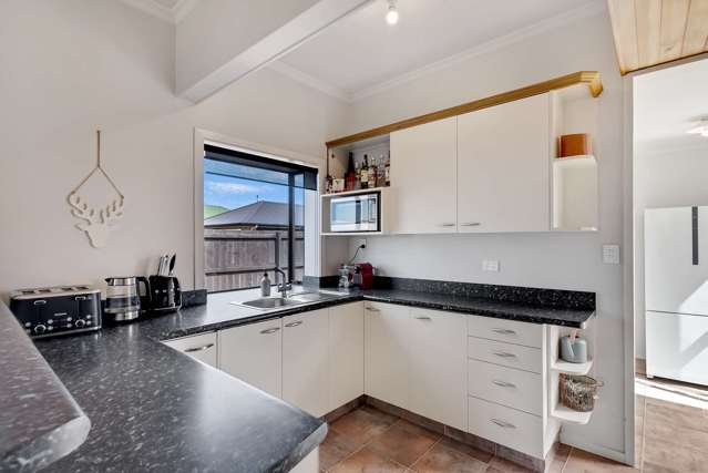 117 Creek Road Allenton_2