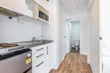 9D/15 Whitaker Place_4