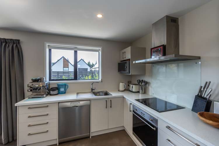 6 Berg Way Belfast_5