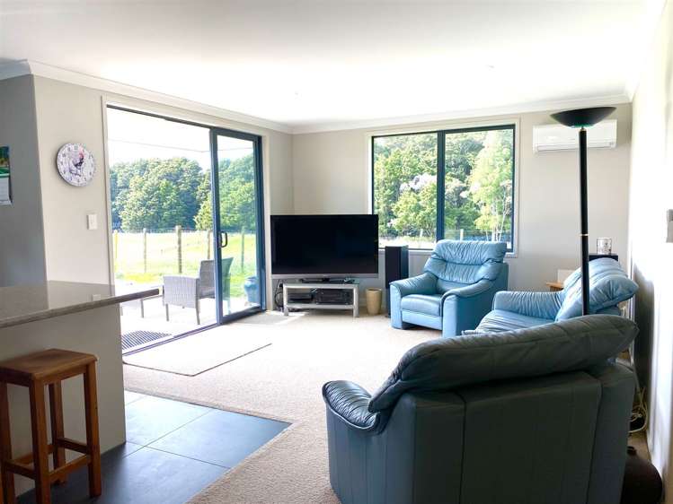 277 Valley Road Kaiwaka_4