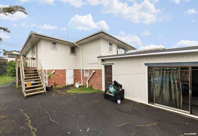 37 Amberley Avenue Te Atatu South_2