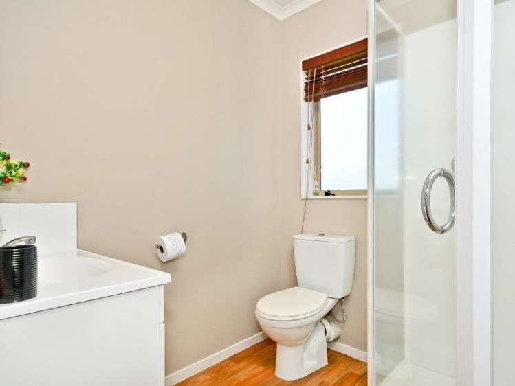 91 Farnborough Drive Grandview Heights_10