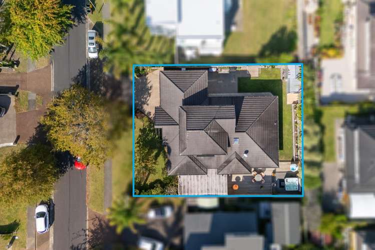 12 English Oak Drive Schnapper Rock_26