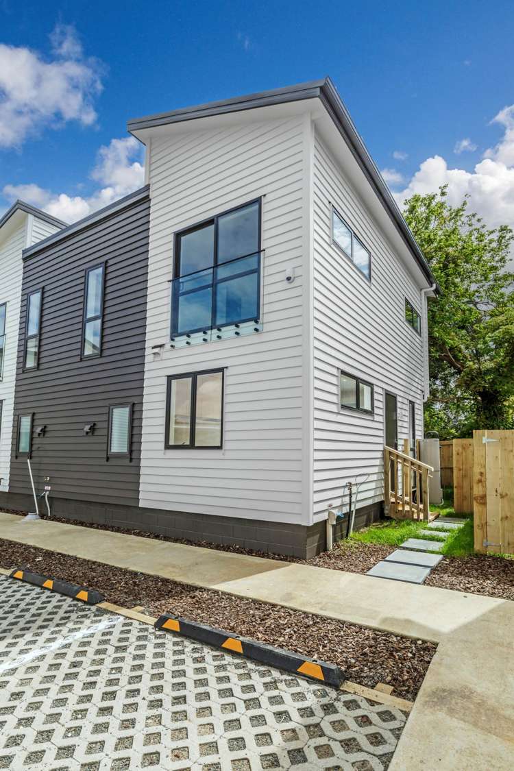 4/58 Sylvan Crescent Te Atatu South_15