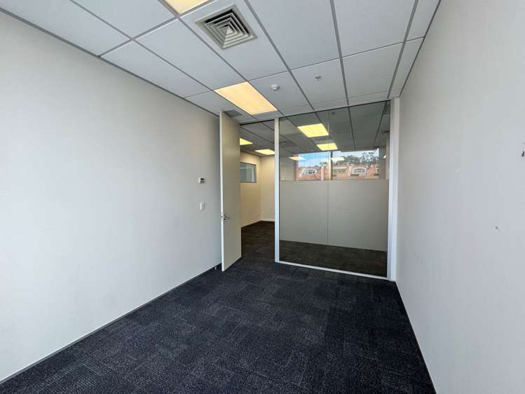 GF/159 Hurstmere Road Takapuna_9