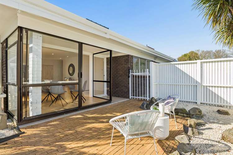 2/1 Arkley Avenue Farm Cove_11