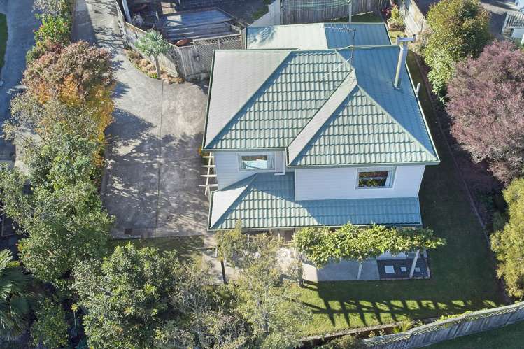 2/30 Sunset Road Unsworth Heights_24