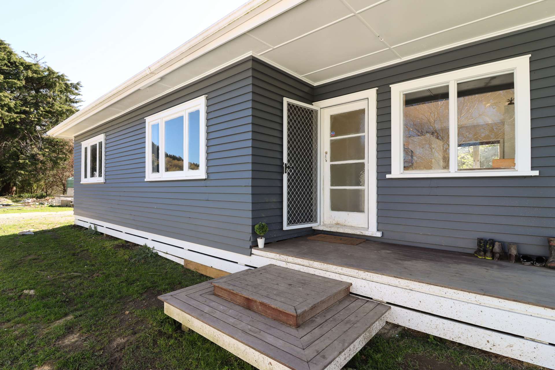 1395 Opaki Kaiparoro Road Mauriceville_0