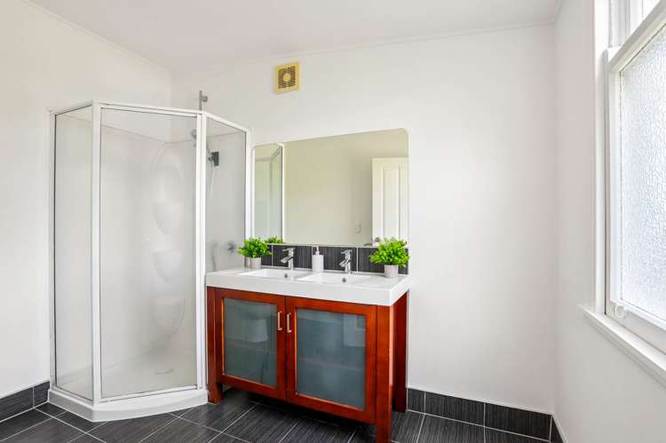 2 Holly Street Avondale_15