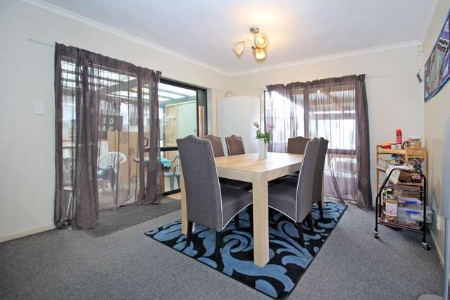 11 Waterbury Place Mangere_3