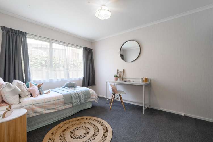 151 Carlton Street Bellevue_11