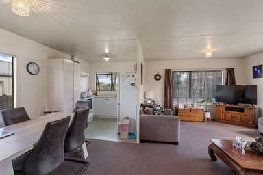 10A Holman Road_1