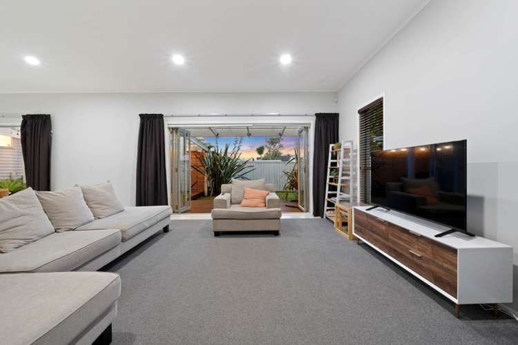 2A Coulthard Terrace Opaheke_3