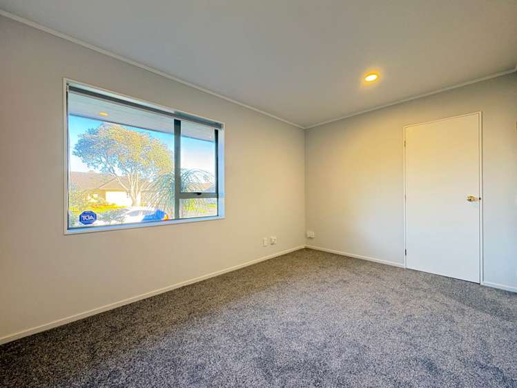 49 Michael Jones Drive Flat Bush_4