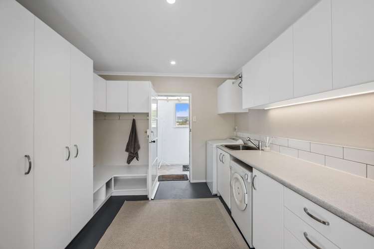 13 Karaka Street Helensville_24