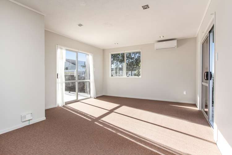 1/11 Dalmatia Place Henderson_5