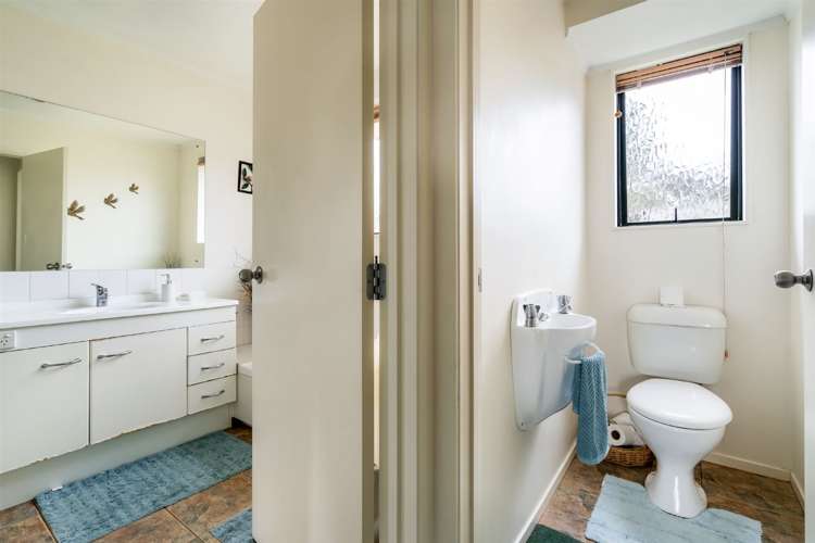 2/147 Birkdale Road Birkdale_13